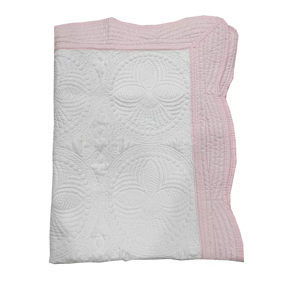 Baby Toddlers Lightweight Blanket Embroidered Quilted Baby Gift Scalloped Edge Cotton Heirloom Comforter Quilt